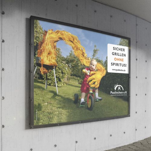 18/1 Großflächenplakat Paulinchen e.V. Sicher Grillen ohne Spiritus!